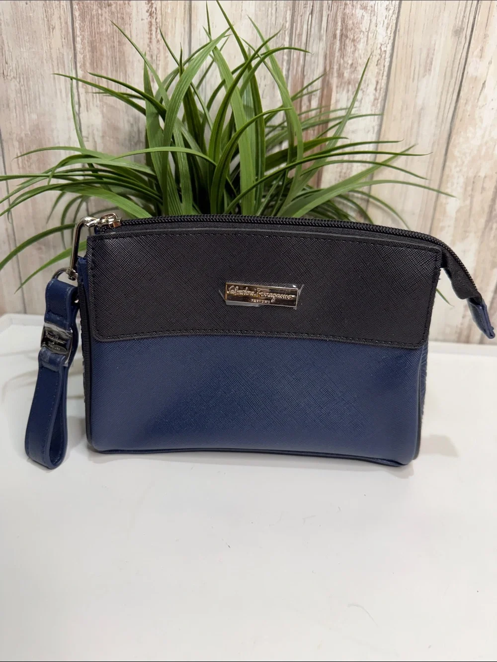 Salvatore Ferragamo Navy and Black Leather Cosmetic/Toiletry Travel Wristlet